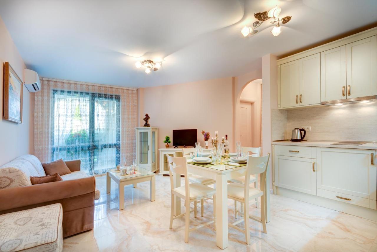 Artur Vip Residence Club Sveti Vlas Eksteriør bilde