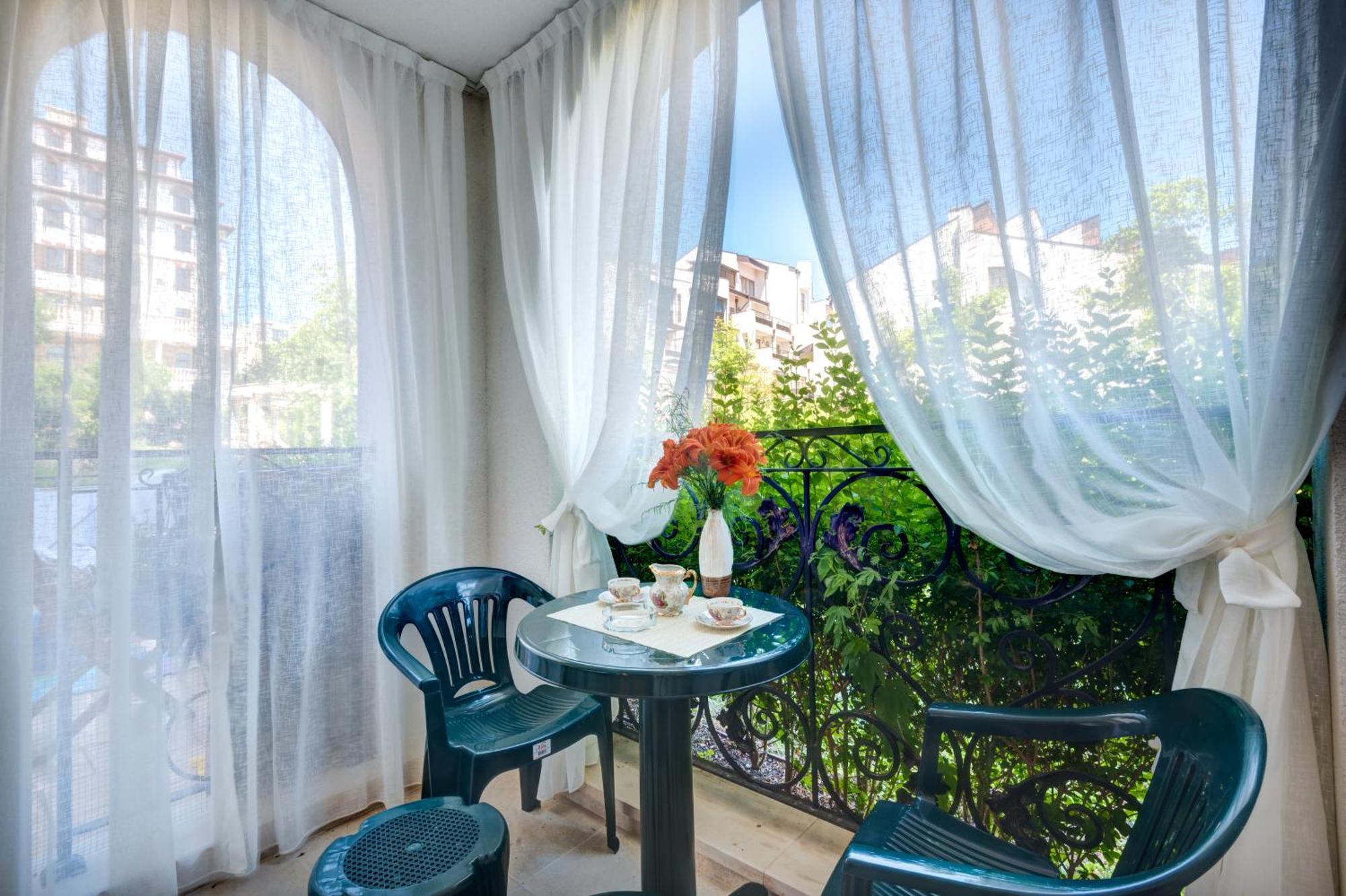 Artur Vip Residence Club Sveti Vlas Eksteriør bilde